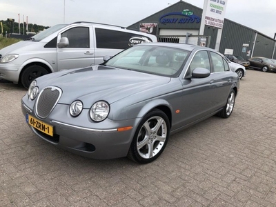 Jaguar S-type 2.7D V6 Executive Edition