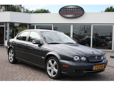 Jaguar X-Type 2.0 D Executive (bj 2010)