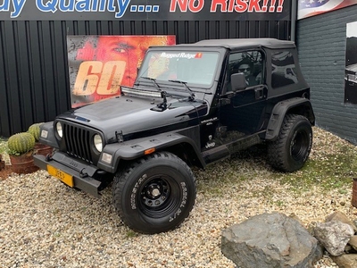 Jeep Wrangler *THE BLACK 60TH ANNIVERSARY RUGGED RIDGE