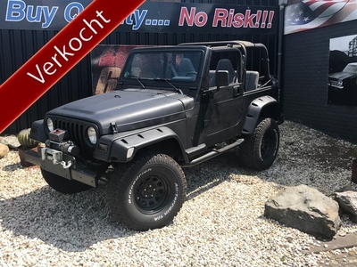 Jeep Wrangler *THE FLATBLACK MUDCRAWLER* (bj 1998)