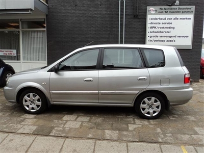 Kia Carens 1.8 16V LX Met weinig km's en 12 mnd garantie!