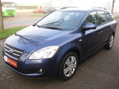 Kia cee'd Sporty Wagon 1.6 CVVT SW Executive (bj 2008)