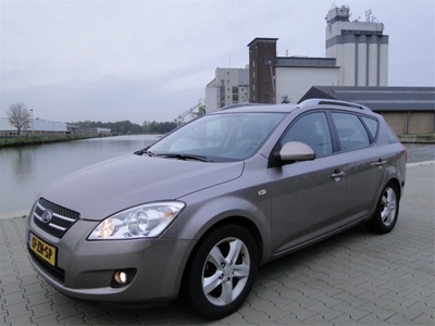 Kia cee'd Sporty Wagon 1.6 X-ecutive G3 Edition (bj 2008)