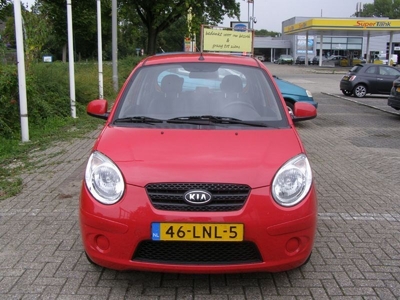 Kia Picanto 1.0 X-pect (2010)