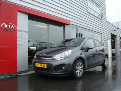 Kia Rio 1.2 Plus Pack 7 JAAR GARANTIE (bj 2014)