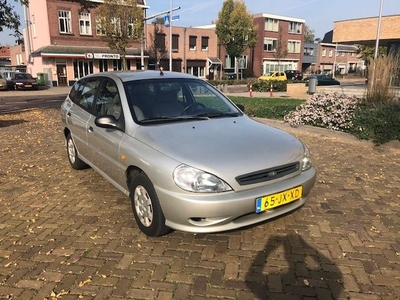 Kia Rio 1.3 GERESERVEERD (2002)