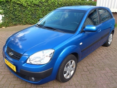 Kia Rio 1.4 71KW X-TRA 5-DEURS AIRCO (bj 2006)