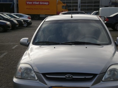 Kia Rio 1.5 ls (bj 2003)