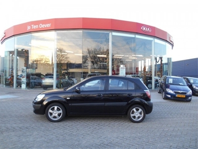 Kia Rio 1.6 CVVT X-ECUTIVE AUTOMAAT (bj 2006)