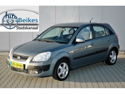 Kia Rio 1.6 CVVT X-ecutive