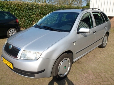 Škoda Fabia Combi 1.4-16V Creation 55KW AIRCO (bj 2003)