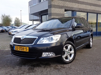 Škoda Octavia Combi 1.6 TDI NAVIGATIE ECC PDC LMV VERWARMDE