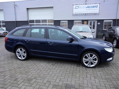 Škoda Superb Combi 2.0 TDI (170pk) Automaat (bj 2011)