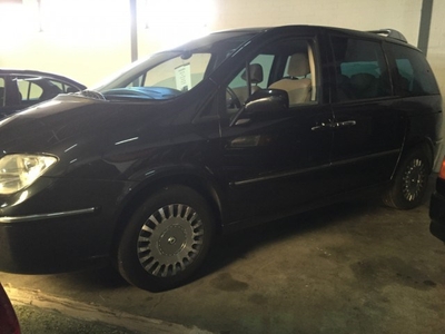 Lancia Phedra 2.2 JTD 16v Emblema (bj 2004)