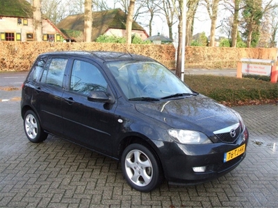 Mazda 2 1.6 Sportive Net grote beurt gehad. (bj 2006)