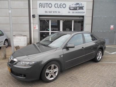 Mazda 6 1.8i Touring TOP AUTO ! MET ALLE OPTIES !