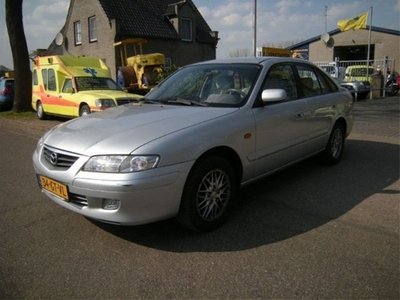 Mazda 626 1.8 comfort Hatchback (bj 2001)