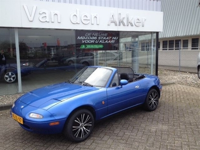 Mazda MX-5 1.6i-16V nieuwe softtop / incl hardtop in kleur