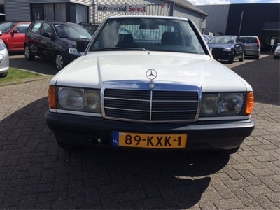 Mercedes-Benz 190 1.8 E CLASS (bj 1984, automaat)