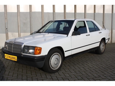 Mercedes-Benz 190 2.0 E (bj 1986)