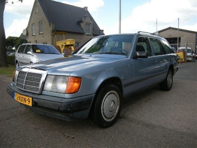 Mercedes-Benz 200-500 (W124) 250 TD COMBI 5 CILINDER