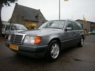 Mercedes-Benz 200-500 (W124) Combi 300 TE-24 MULTI KLEPPER