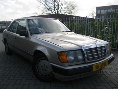 Mercedes-Benz 200-serie 200 300 D bj;86 5 bak (bj 1986)