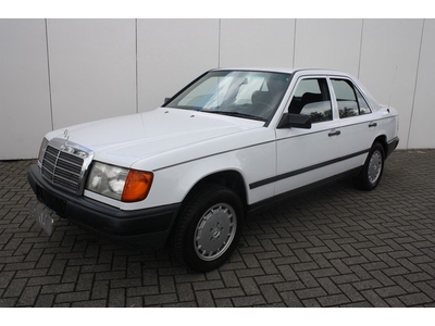 Mercedes-Benz 200-serie 250 D (bj 1986)