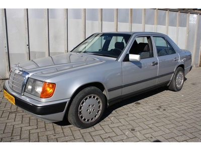 Mercedes-Benz 200-serie 300 D (bj 1986)