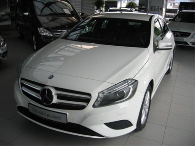 Mercedes-Benz A 180 (bj 2014) - ImportWereld.nl