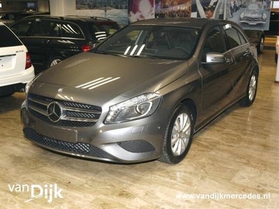 Mercedes-Benz A-Klasse 180 Blue Efficiency 7g-dct Ambition