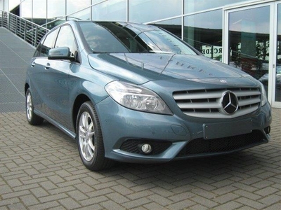 Mercedes-Benz B 180 incl BTW/BPM ImportWereld.nl -