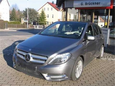 Mercedes-Benz B 180 incl BTW/BPM ImportWereld.nl -