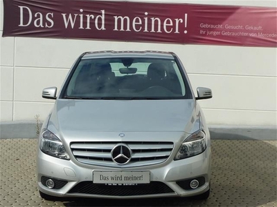 Mercedes-Benz B 180 incl BTW/BPM ImportWereld.nl -