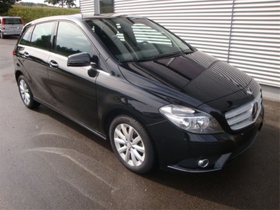 Mercedes-Benz B 180 incl BTW/BPM ImportWereld.nl -