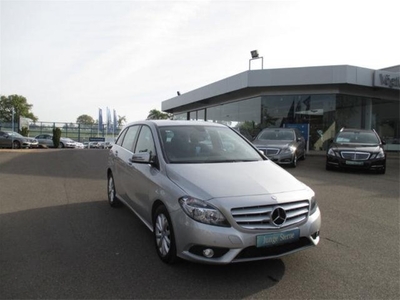 Mercedes-Benz B 180 incl BTW/BPM ImportWereld.nl -