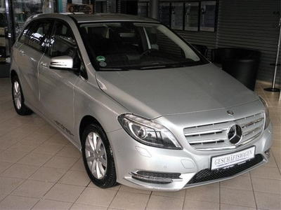 Mercedes-Benz B 180 incl BTW/BPM ImportWereld.nl -