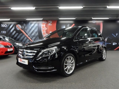 Mercedes-Benz B-Klasse 200 Ambition Full Options (bj 2013)