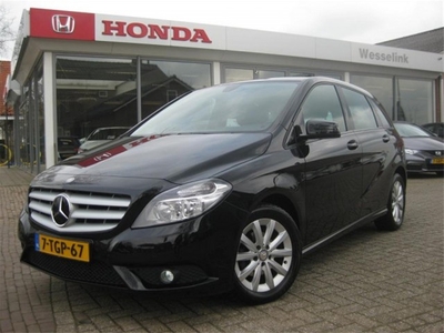 MERCEDES-BENZ B-Klasse B180 CDI EDITION 7G-DCT NAVI