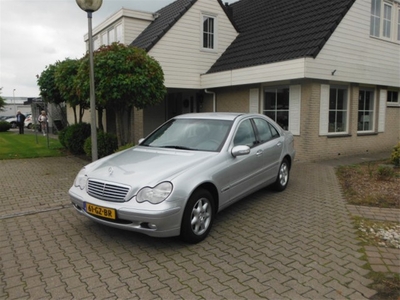 Mercedes-Benz C-Klasse 180 Elegance keurige auto !