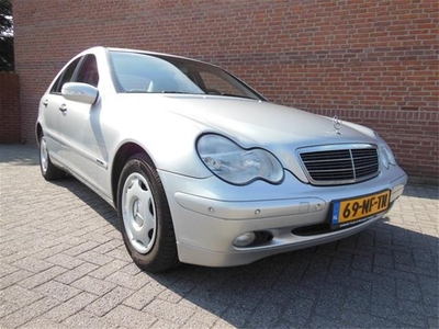 Mercedes-Benz C-Klasse 180 K. Classic automaat (bj 2003)