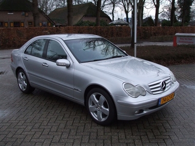 Mercedes-Benz C-Klasse 200 CDI Elegance Automaat (bj 2003)