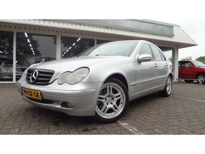 Mercedes-Benz C-Klasse 200 CDI ELEGANCE (bj 2001)