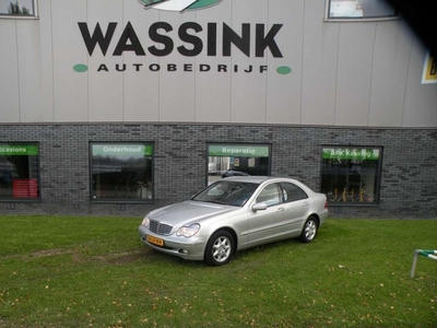 Mercedes-Benz C-Klasse 200 K. Elegance 77000km (bj 2002)