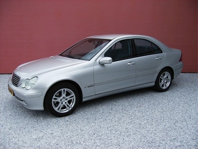 Mercedes-Benz C-Klasse 240 Automaat Avantgarde (bj 2003)