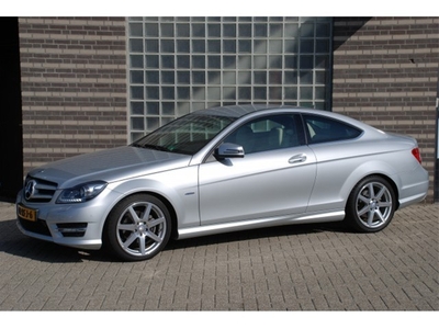 Mercedes-Benz C-Klasse Coupe 180 AMG Styling Automaat7