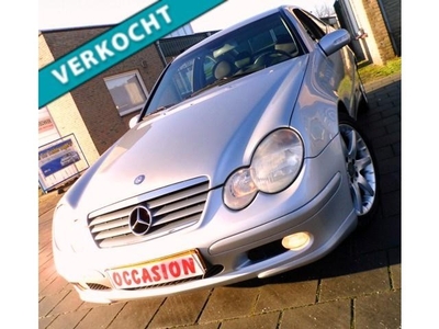 Mercedes-Benz C-klasse Sportcoupé 200 K. 6 Bak/17