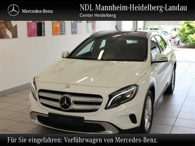 Mercedes-Benz CLA 180 incl BTW/BPM ImportWereld.nl -