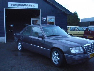 Mercedes-Benz E-Klasse 200-500 260 E Automaat Garantie en