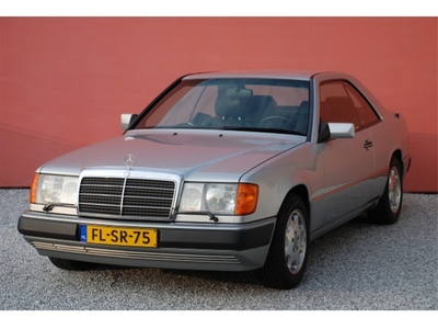 Mercedes-Benz E-Klasse 200-500 300 CE-24 U9 (bj 1992)